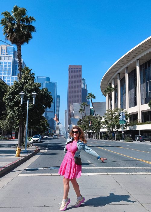 Polka na tle downtown Los Angeles – życie w Kalifornii kontra Nowy Jork